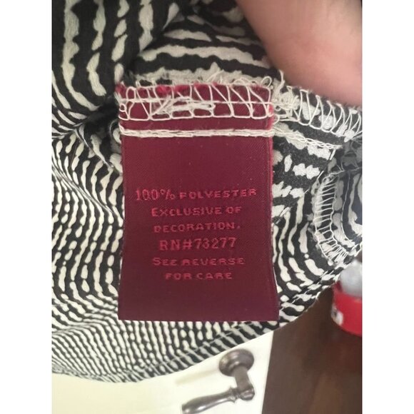 212 Collection Blouse Small | Black White Abstract Print Top | 3/4 Sleeve Lightw - Picture 3 of 4